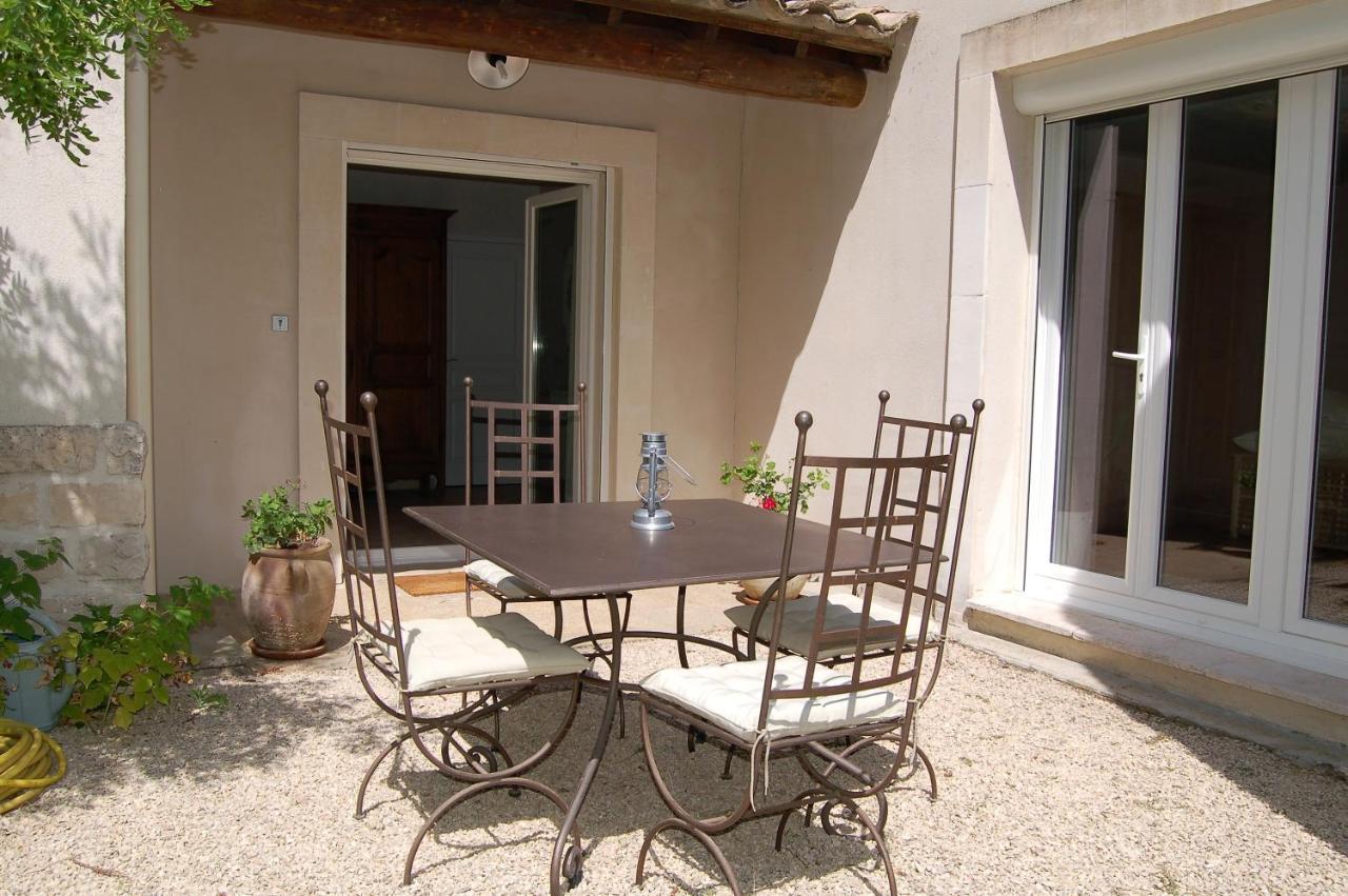 La Goutadou Bed & Breakfast Cabannes Екстериор снимка