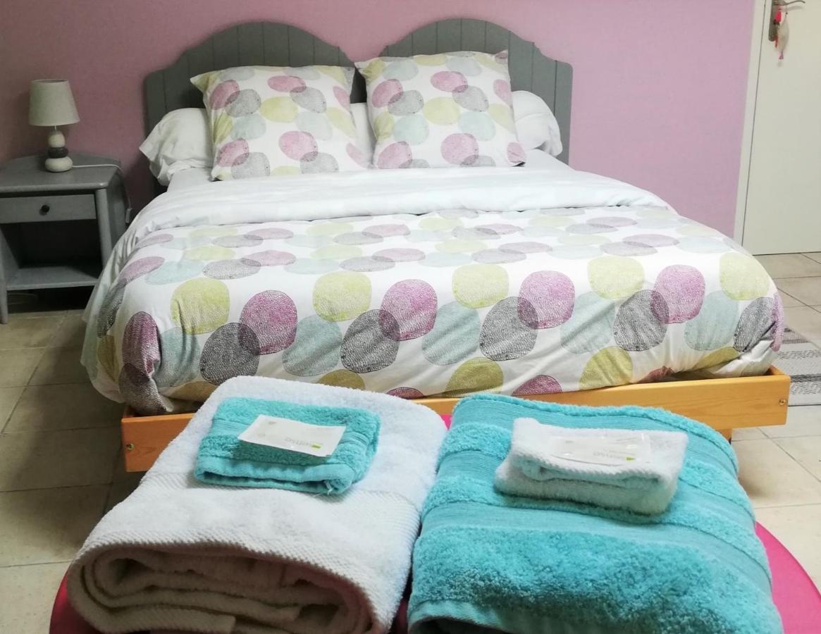 La Goutadou Bed & Breakfast Cabannes Екстериор снимка